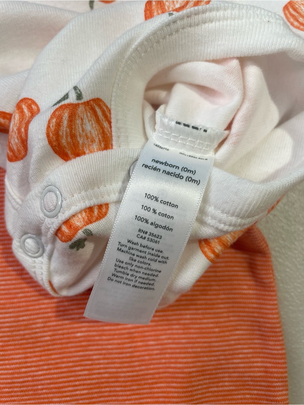 NWT Carter's Newborn Just One You Baby Halloween Pumpkins
2-Pack Bodysuit Set - Picture 4 of 4